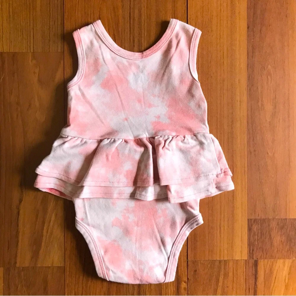 Carter’s Baby Girl’s Tie-Dye Bodysuit Size 12 Months